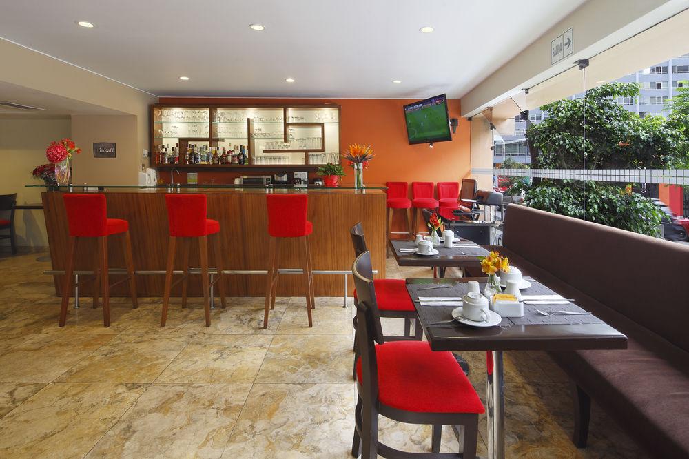 Socialtel Posada Miraflores Лима Екстериор снимка