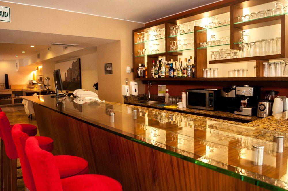 Socialtel Posada Miraflores Лима Екстериор снимка