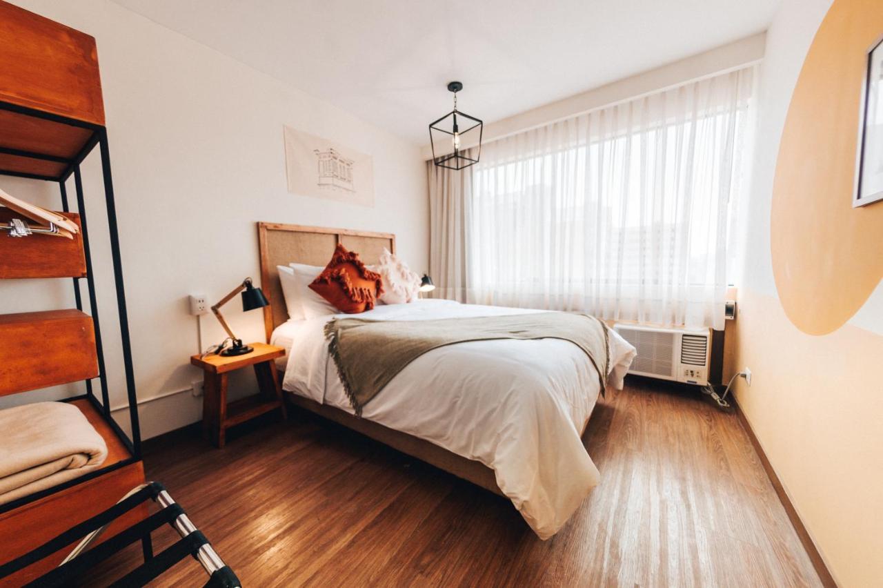 Socialtel Posada Miraflores Лима Екстериор снимка