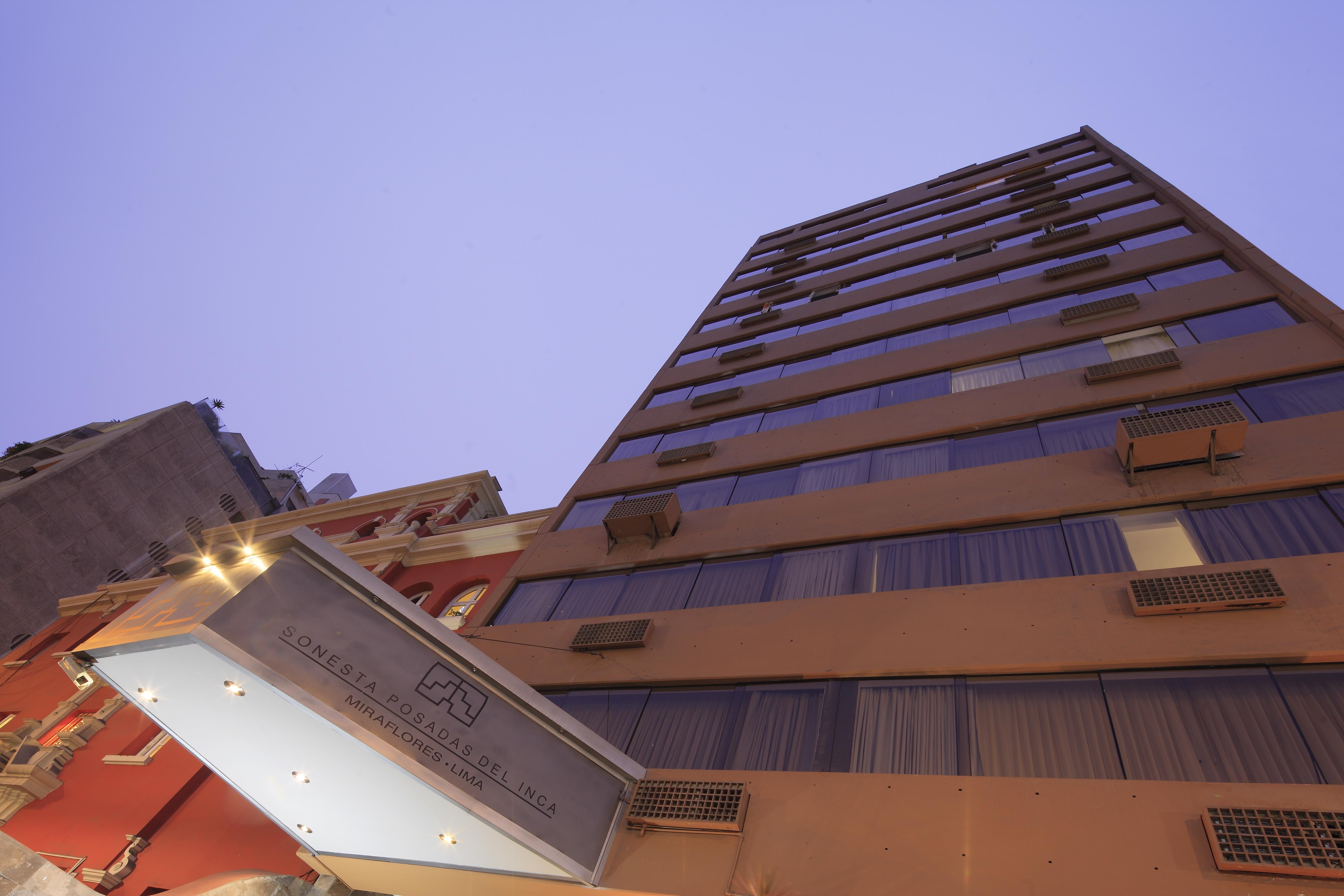 Socialtel Posada Miraflores Лима Екстериор снимка