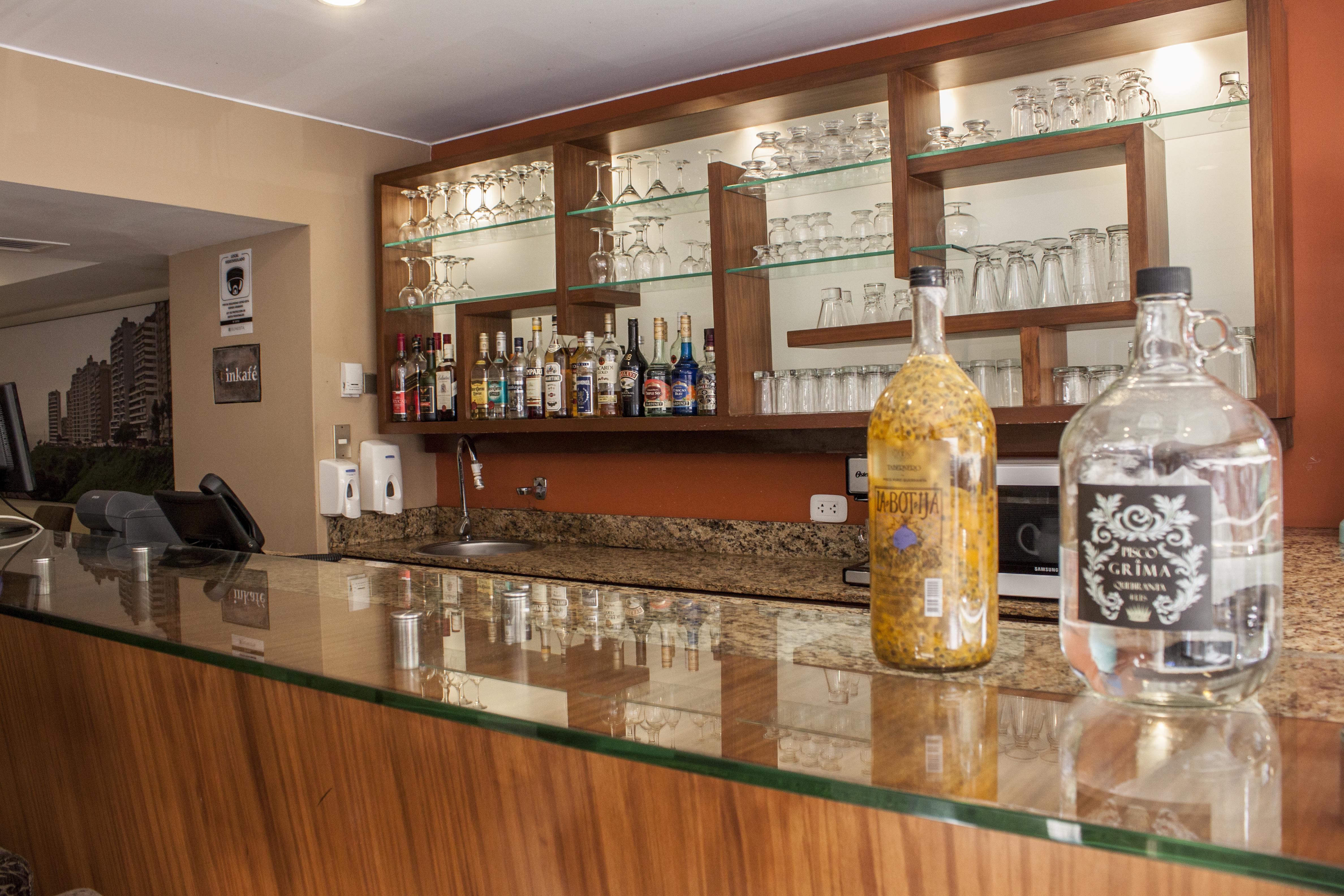 Socialtel Posada Miraflores Лима Екстериор снимка