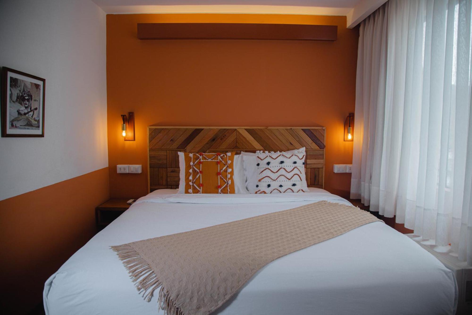 Socialtel Posada Miraflores Лима Екстериор снимка
