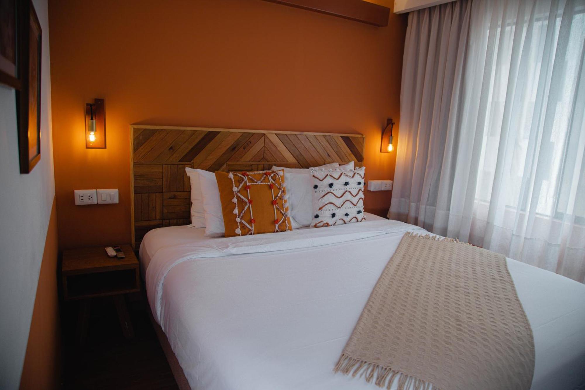 Socialtel Posada Miraflores Лима Екстериор снимка